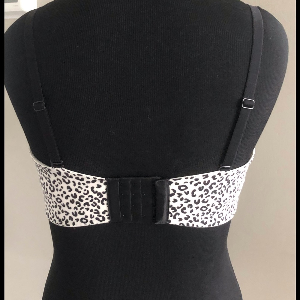 NWT Victoria’s Secret Bra - Picture 4 of 4
